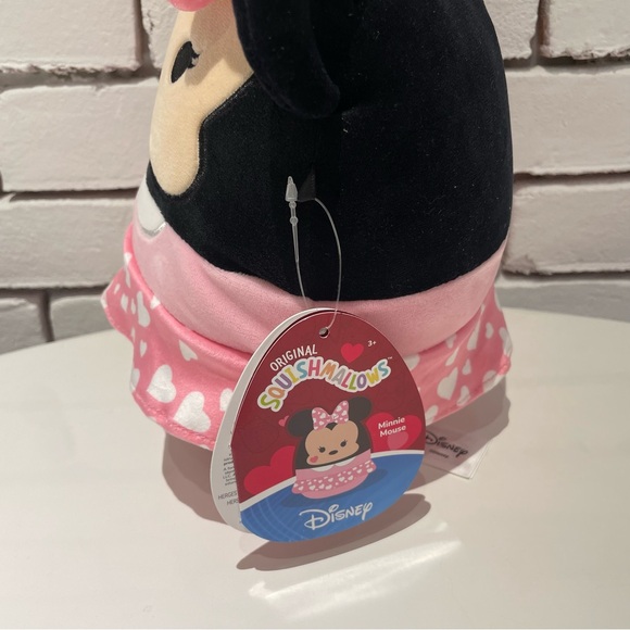 Disney Minnie Mouse Valentine’s Day Pink & White Squishmallow 8” - Picture 6 of 7